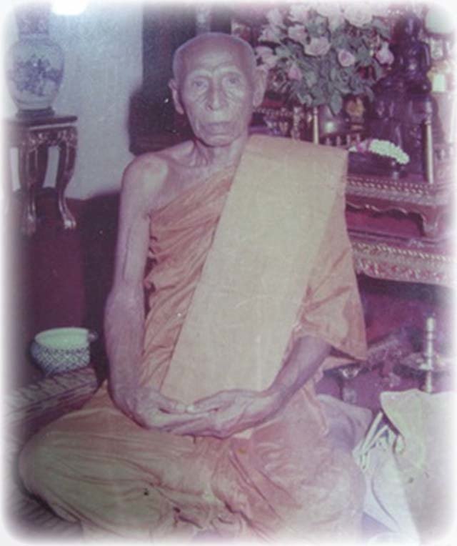 Luang Por Tong Sukh Wat Sapan Sung